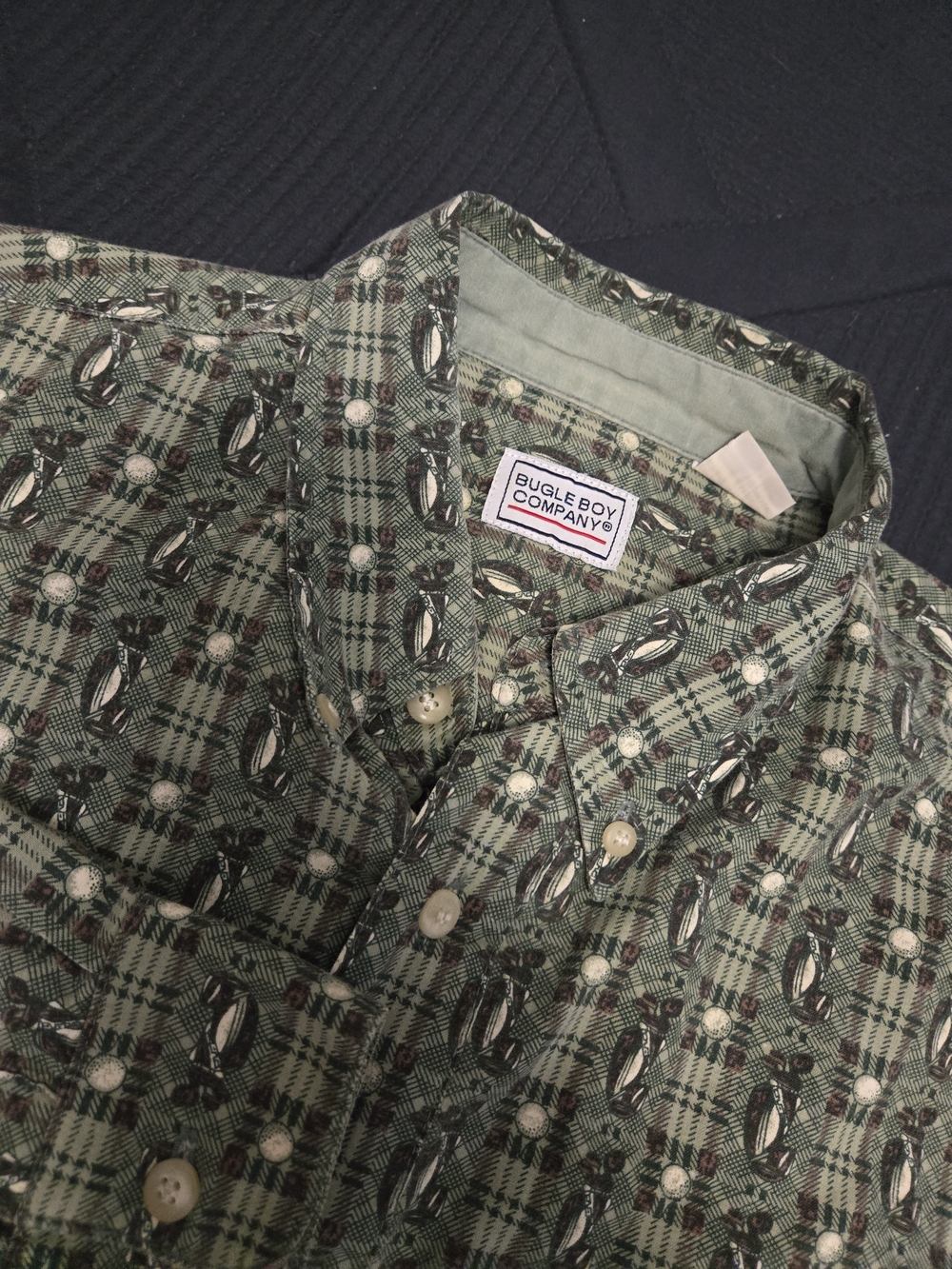Bugle Boy Green Golf Bag  Print Button-Down Shirt Size Med